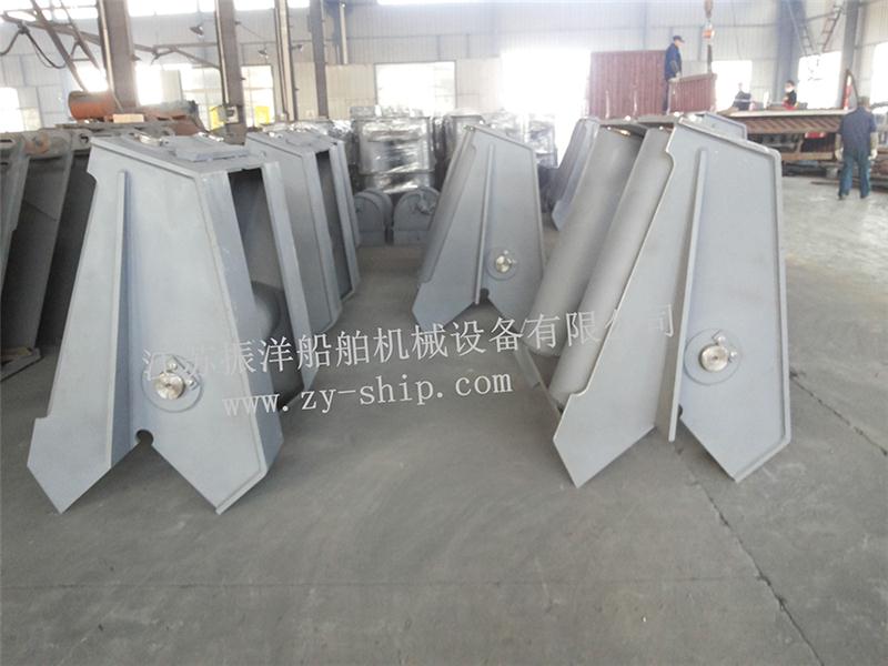 张出式三方导缆器