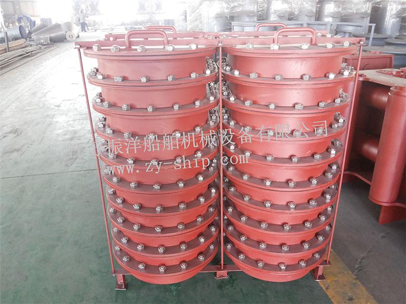 带围板的人孔盖 2